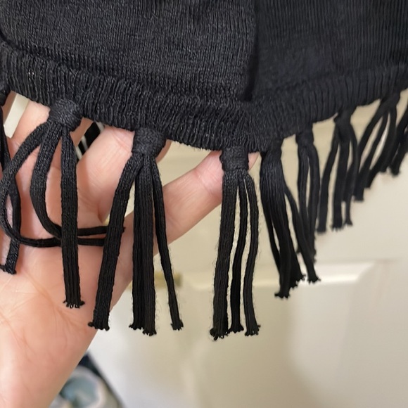 Lilly Pulitzer black long sleeve sweater (sz xs) - Picture 7 of 9